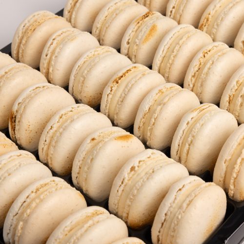 Creme Brulee Macarons – Tray of 35