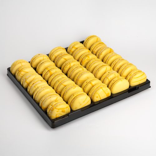 Lemon Macarons – Tray of 35